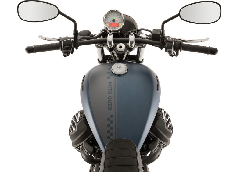 Moto Guzzi V9 V9 Bobber (2018 - 20) (5)
