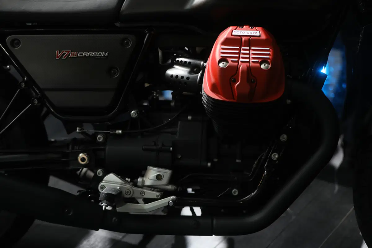 EICMA 2017: Moto Guzzi V7 III e V9 MY 2018 (38)