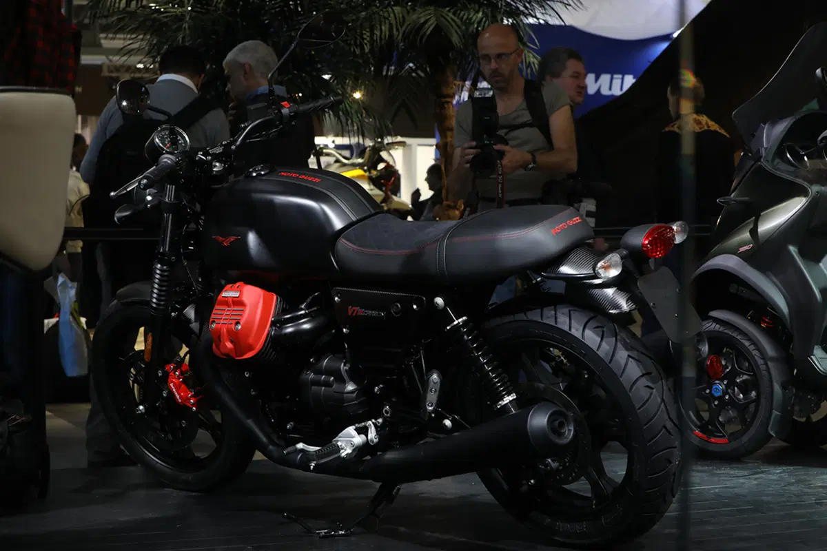 EICMA 2017: Moto Guzzi V7 III e V9 MY 2018 (40)