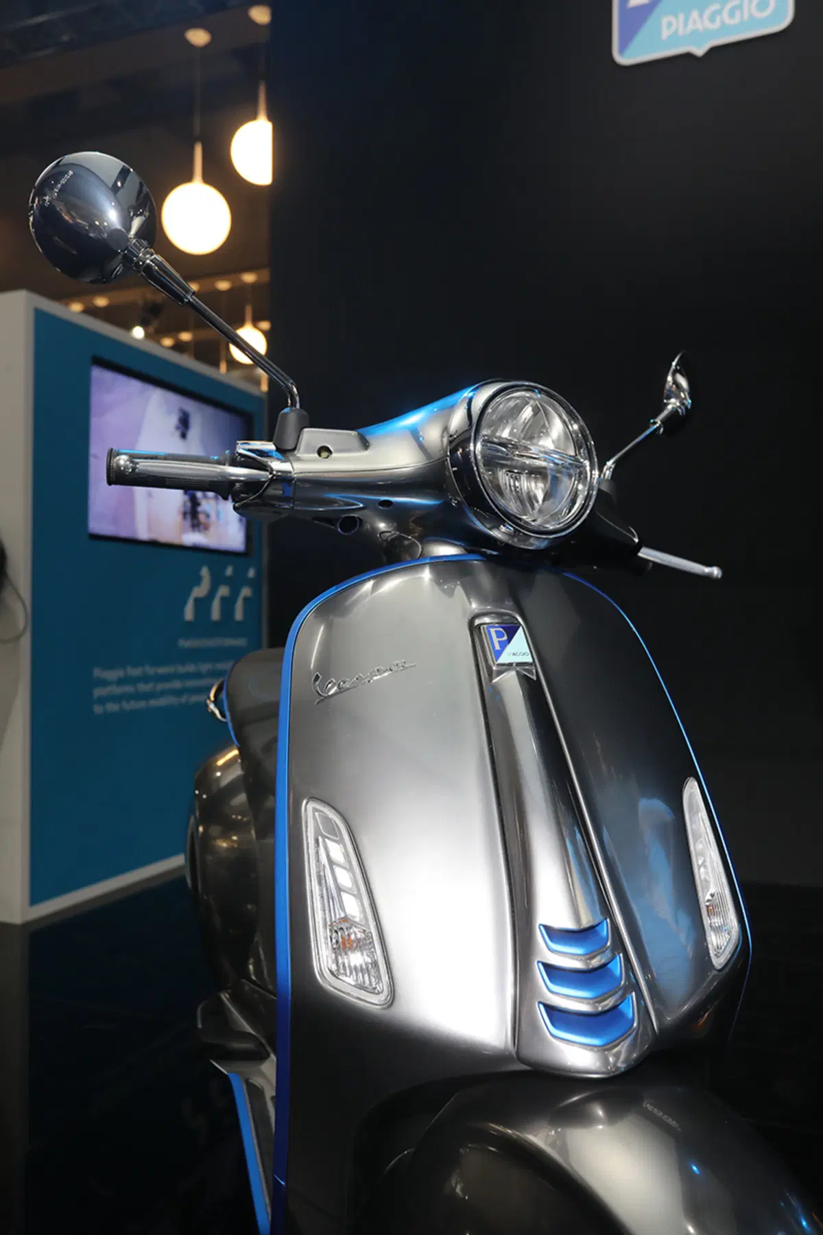 EICMA 2017: Vespa Elettrica, il classico made in Italy diventa green (2)