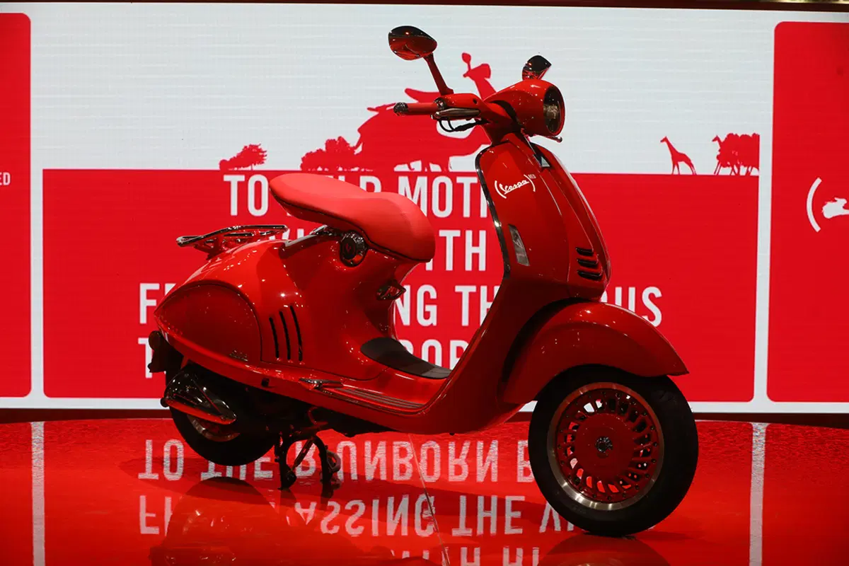 EICMA 2017: Vespa Primavera e Vespa Sprint si rinnovano (25)