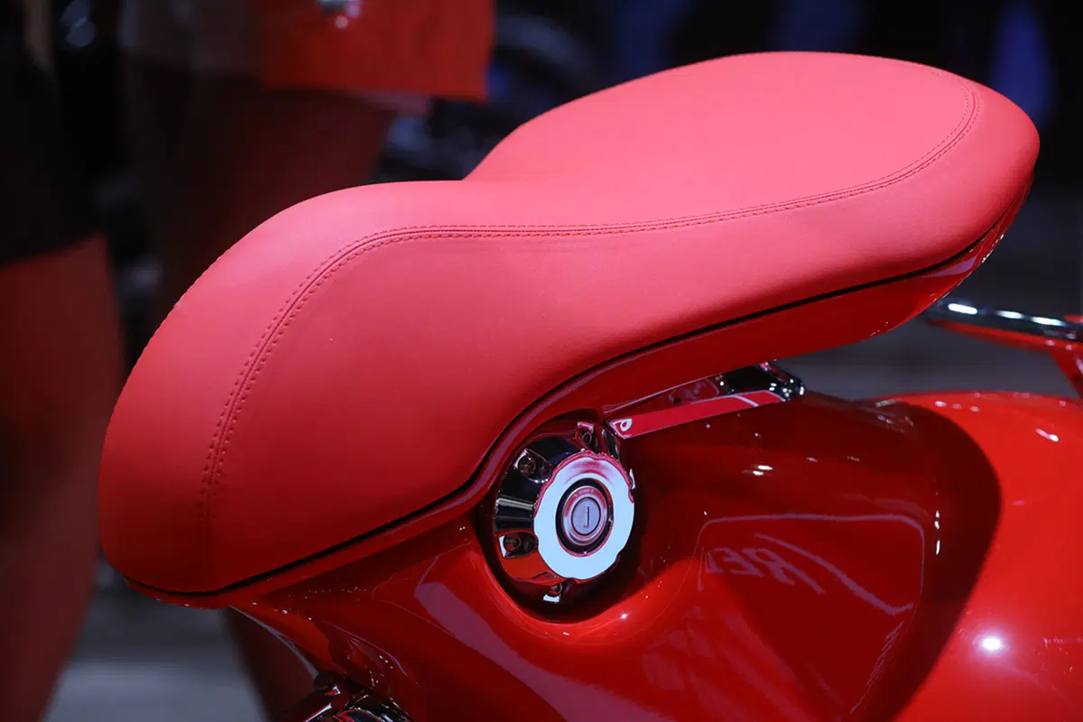 EICMA 2017: Vespa Primavera e Vespa Sprint si rinnovano (5)