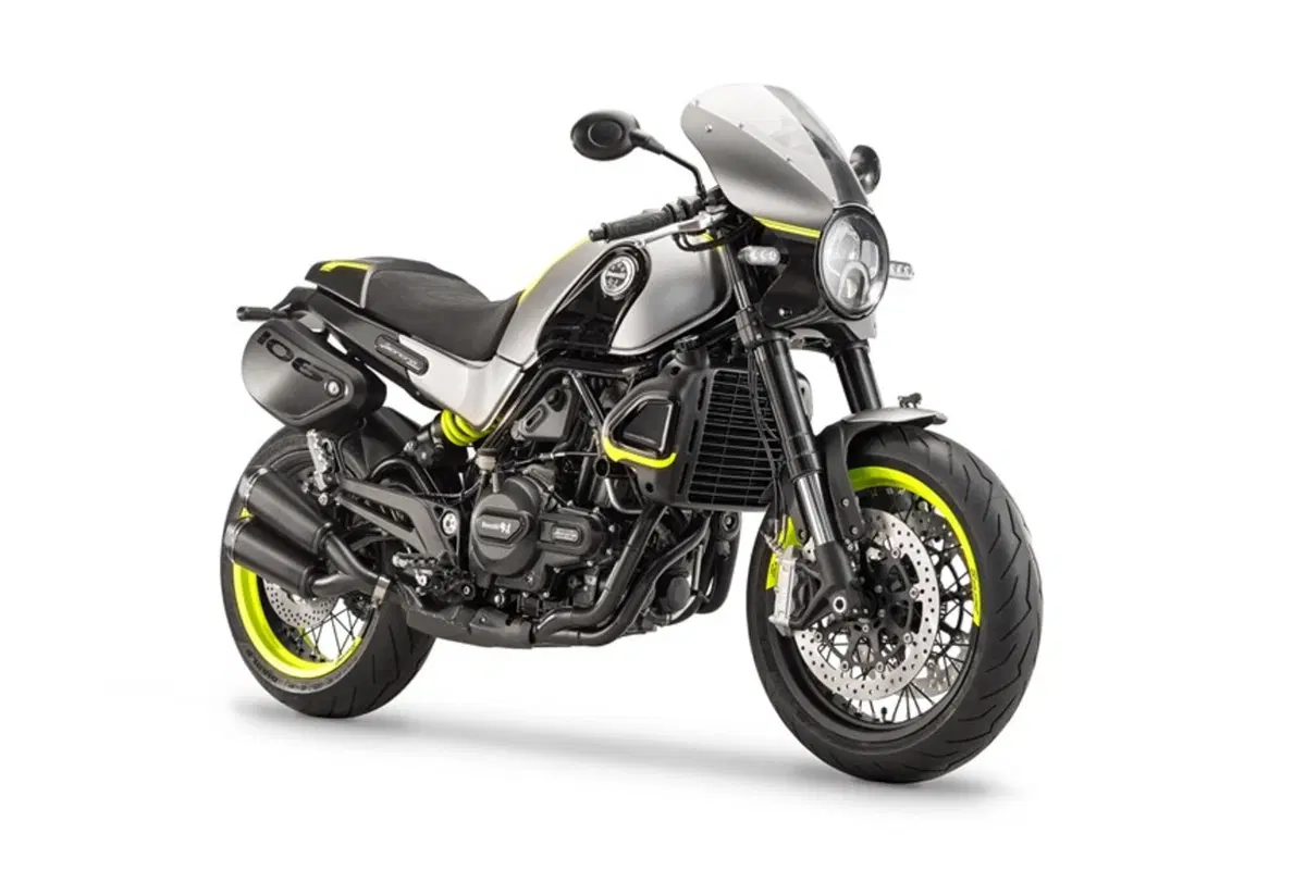 Benelli Leoncino 500 Sport (2017)