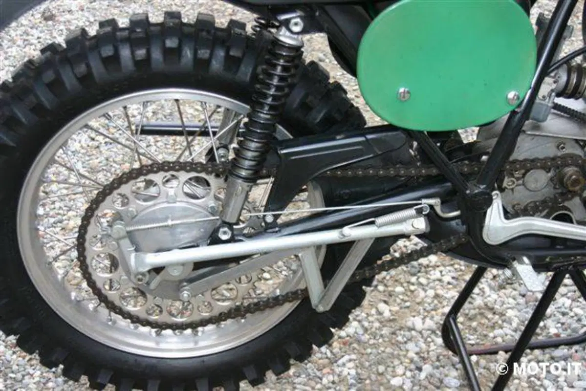 Montesa CAPPRA VR 250 '74 (4)