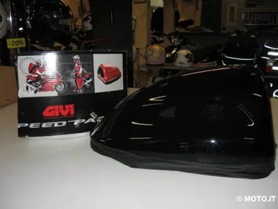 borsa semirigida con soffietto Givi speed pack