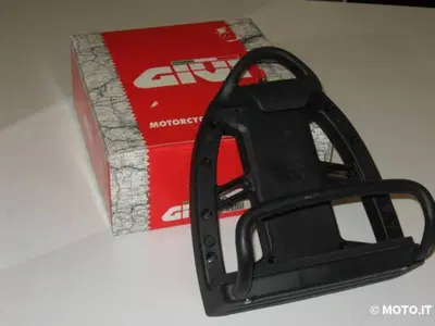 portavaligia 24 h o similari Givi