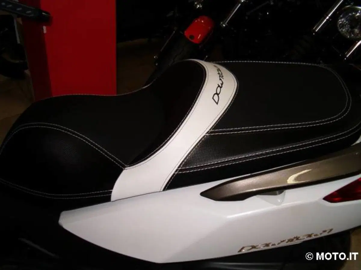 Sella kymco dowtown Kymco dowtown