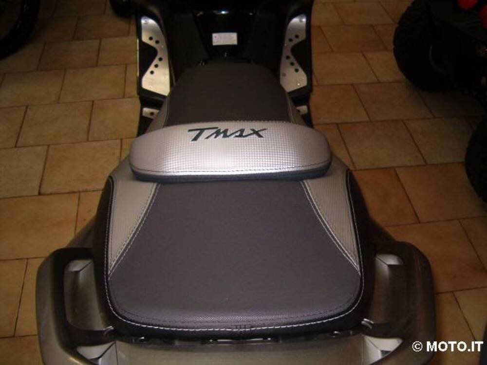 sella Yamaha selle T MAX (5)