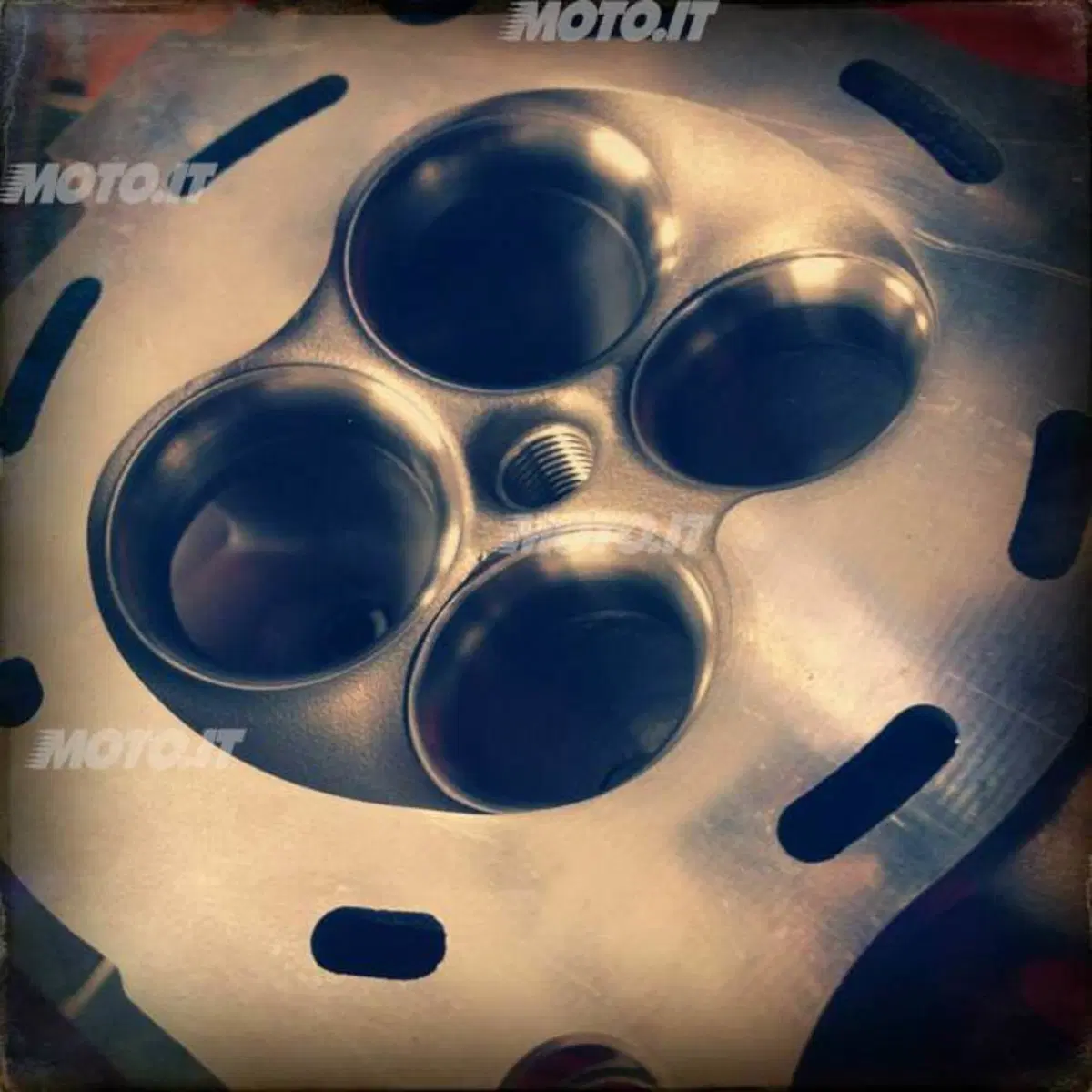LAVORAZIONE TESTA HONDA CRF 250 By Giulio Tresold CRF 250