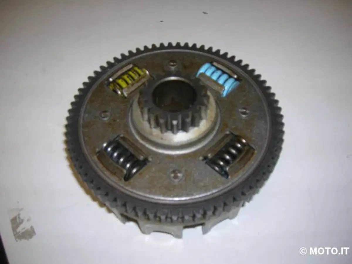 Campana frizione XL250S '81 Honda Campana frizione 22100-473-000 (2)
