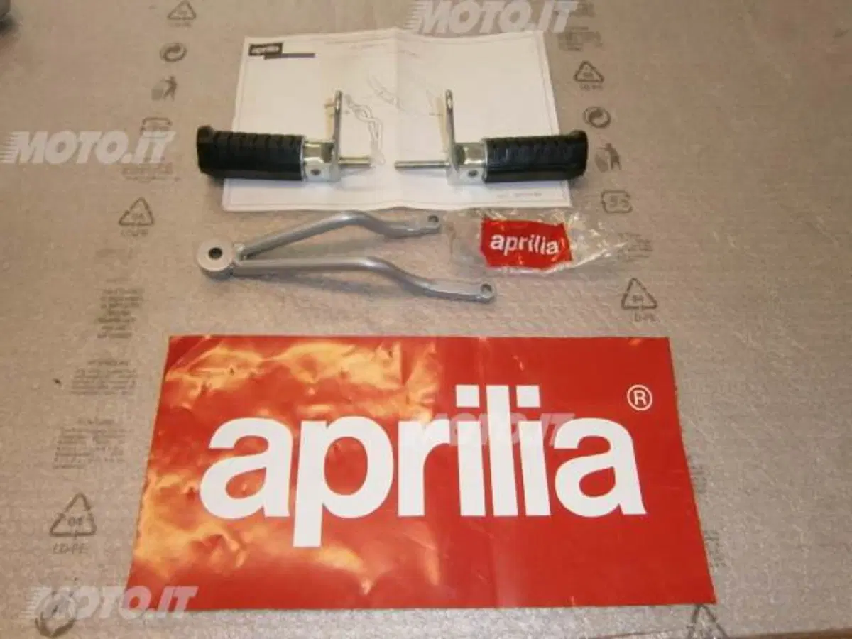 KIT PEDANE PASSEGGERO Aprilia PEDANE PASEGGERO RS 50 1993/98