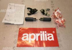 KIT PEDANE PASSEGGERO Aprilia COPPIA PEDANE PASSEGGERO SCARABEO 50/100 2001/09