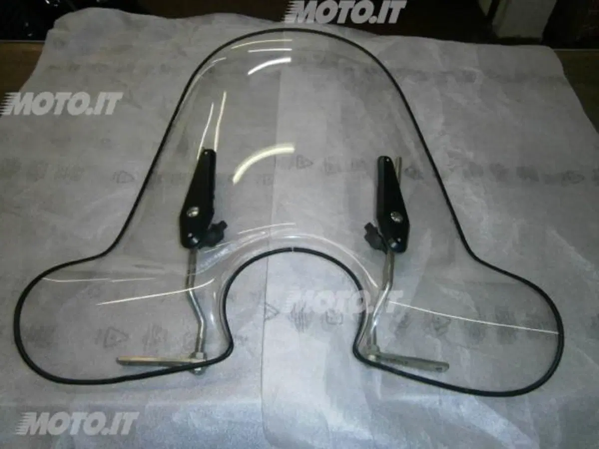 PARABREZZA PIAGGIO PARABREZZA VESPA 50/125 PX/PK