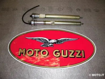 AMMORTIZZATORI ANTERIORI Moto Guzzi COPPIA AMMORTIZZATORI 850 T5 I/II SERIE ANTERIORI