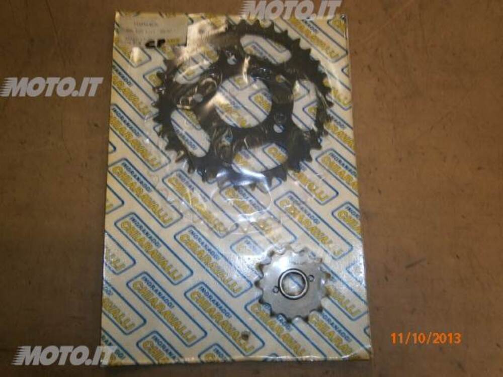 KIT CORONA E PIGNONE Honda KIT CORONA PIGNONE NSR 125 1988/89