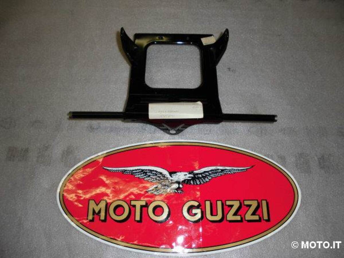 BLOCCO SUPPORTO INFERIORE DI MONTAGGIO FARO ANTERIORE MOTO CUSTOM E HARLEY DAVIDSON