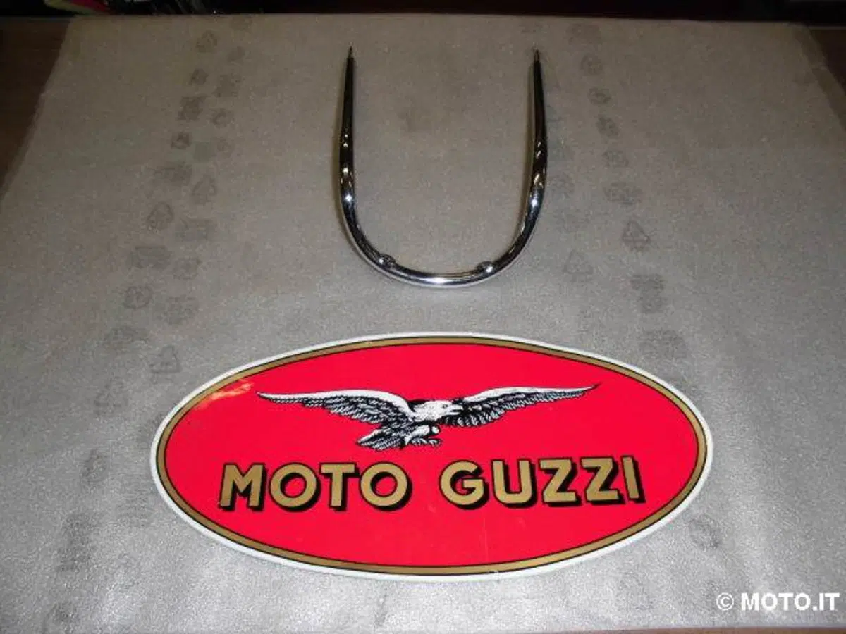 supporto parafango moto guzzi SUPPORTO PARAFANGO 850 GT