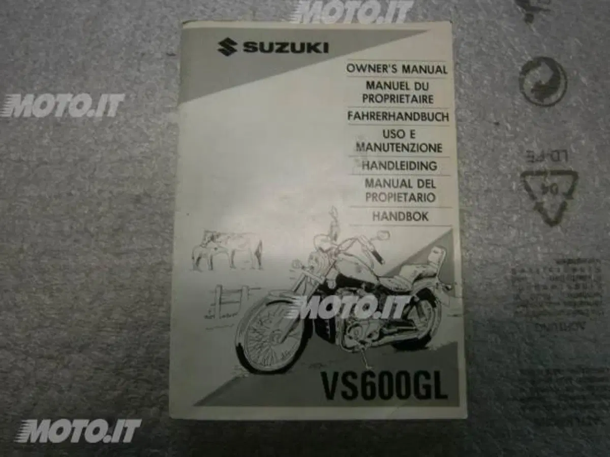 LIBRETTO Suzuki LIBRETTO USO E MANUTENZIONE VS 600 GL