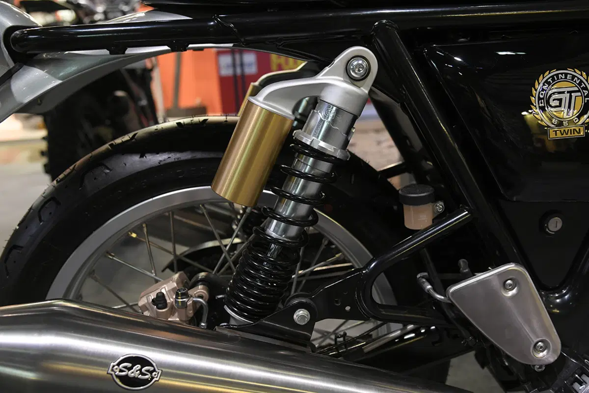 EICMA 2017. Royal Enfield Interceptor INT 650 - Continental GT 650 (11)