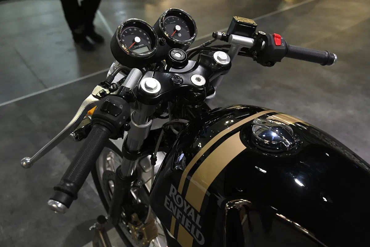EICMA 2017. Royal Enfield Interceptor INT 650 - Continental GT 650 (12)