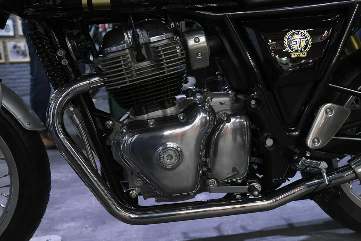 EICMA 2017. Royal Enfield Interceptor INT 650 - Continental GT 650 (14)