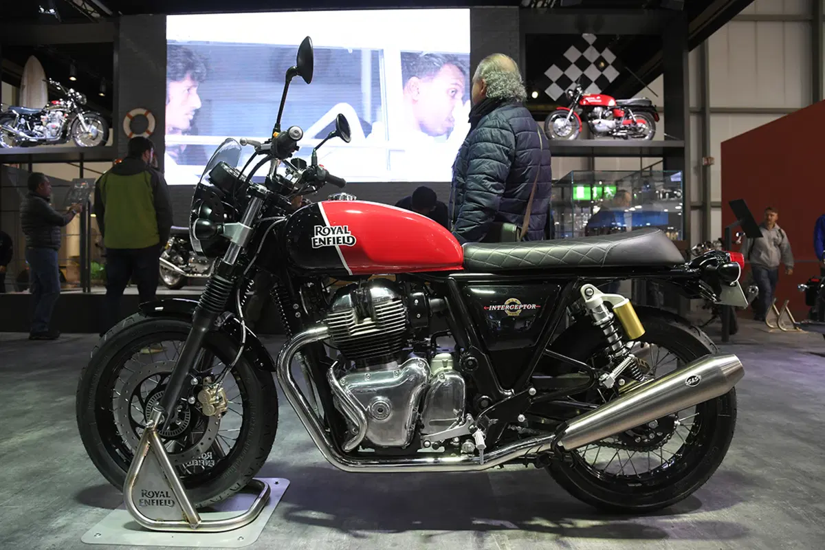 EICMA 2017. Royal Enfield Interceptor INT 650 - Continental GT 650