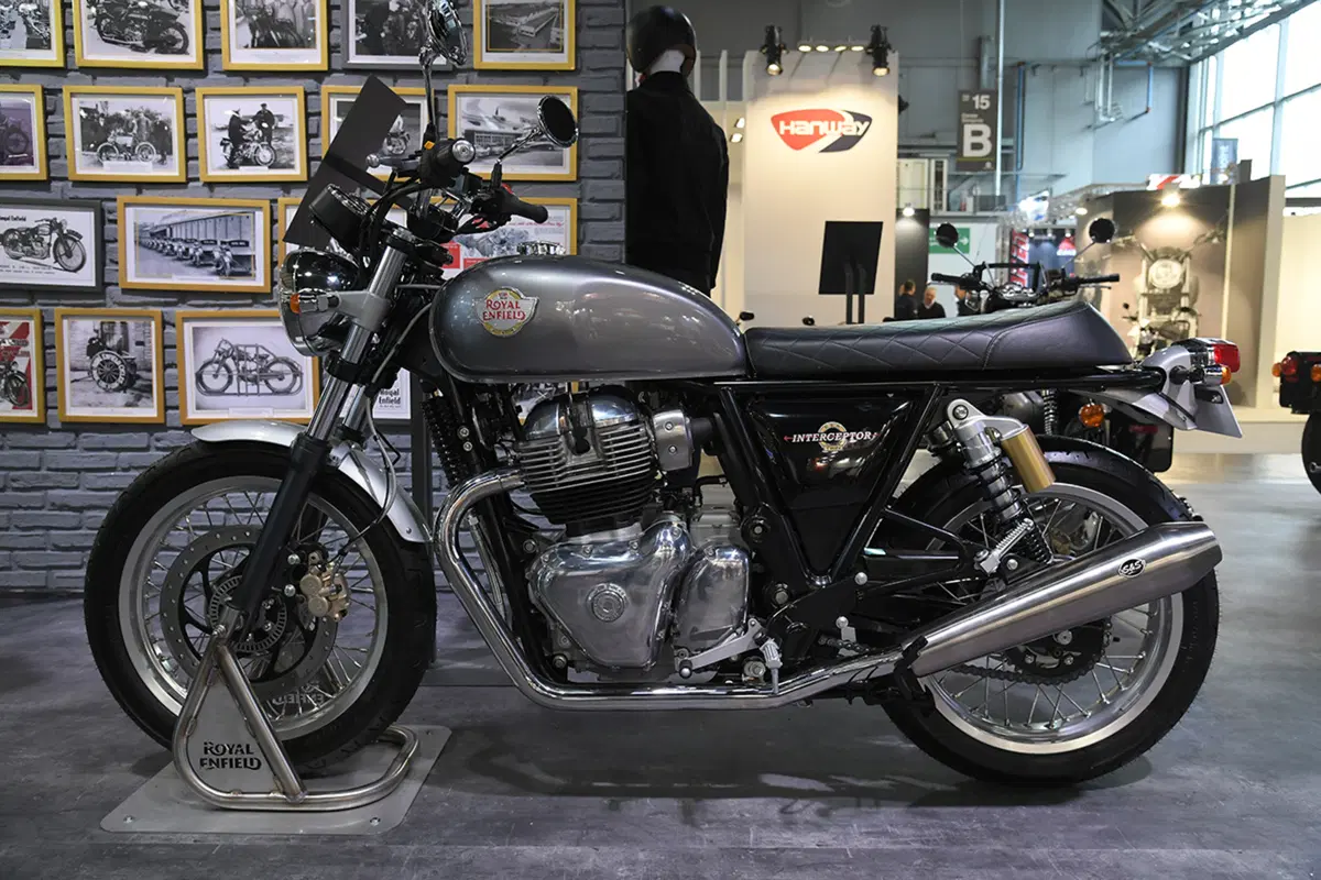 EICMA 2017. Royal Enfield Interceptor INT 650 - Continental GT 650 (6)
