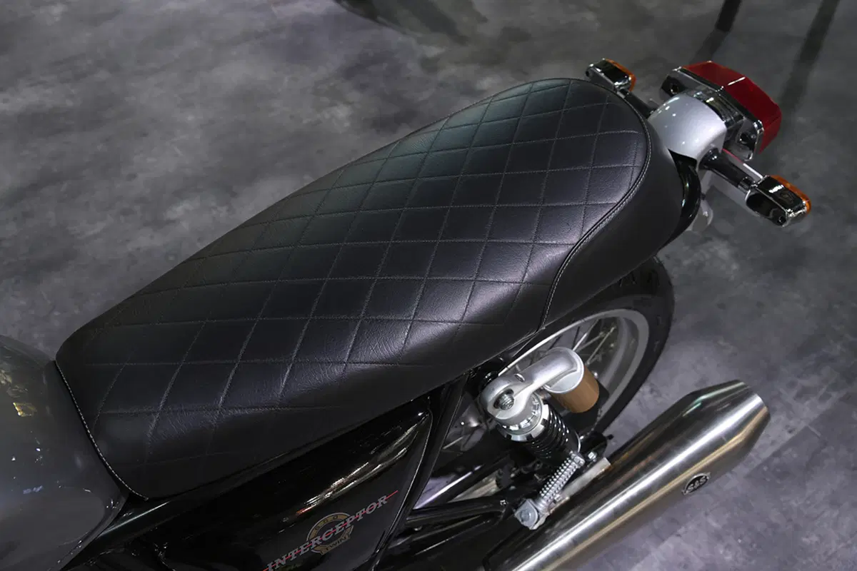 EICMA 2017. Royal Enfield Interceptor INT 650 - Continental GT 650 (13)