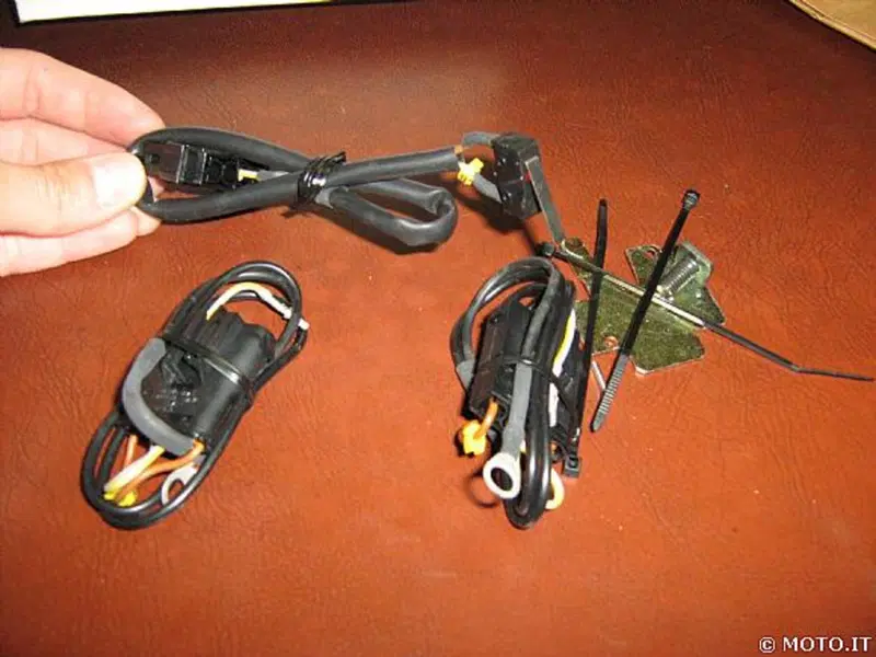 Interruttori a lamella BMW R 1100 RS (2)