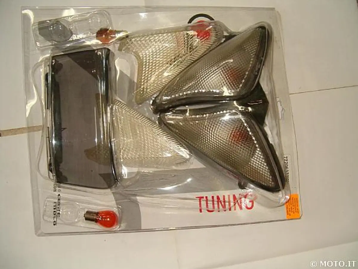 <b>ki frecce</b><br> Kit gemme frecce t max 2001-2 t max 2001-2007 KIT frecce e faro post