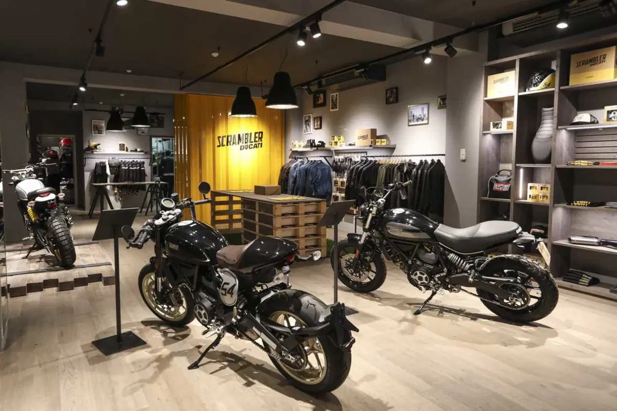 Ducati inaugura a Milano il suo Flagship Store (3)