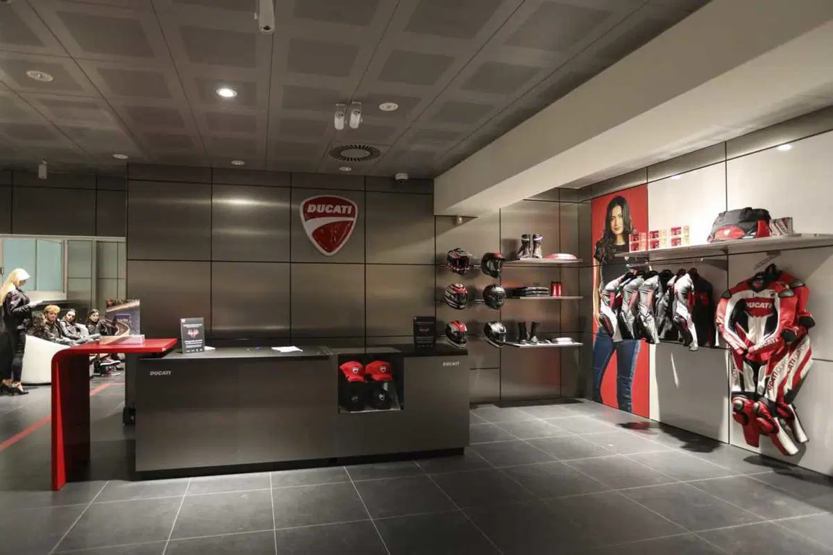 Ducati inaugura a Milano il suo Flagship Store (4)