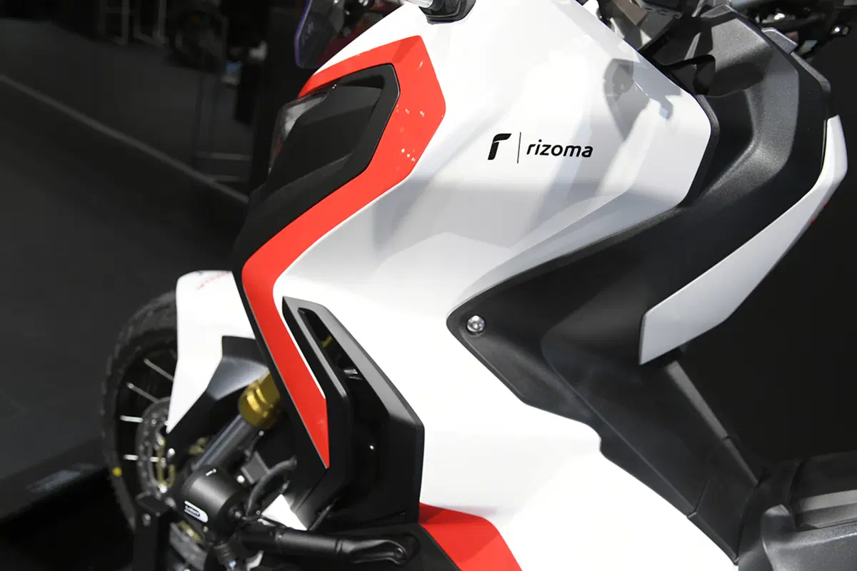 Rizoma Tempesta: un'Aprilia Tuono cattivissima (4)