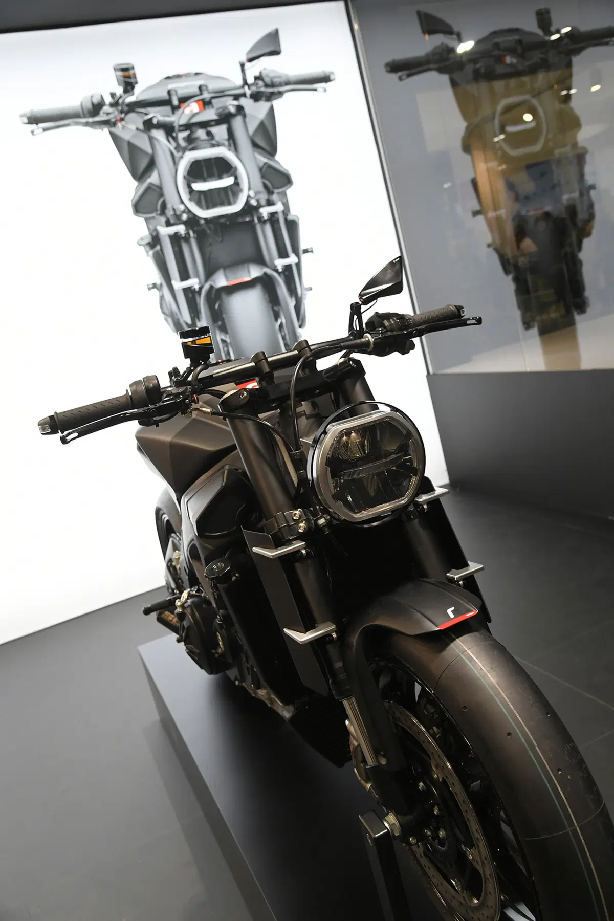 Rizoma Tempesta: un'Aprilia Tuono cattivissima (41)