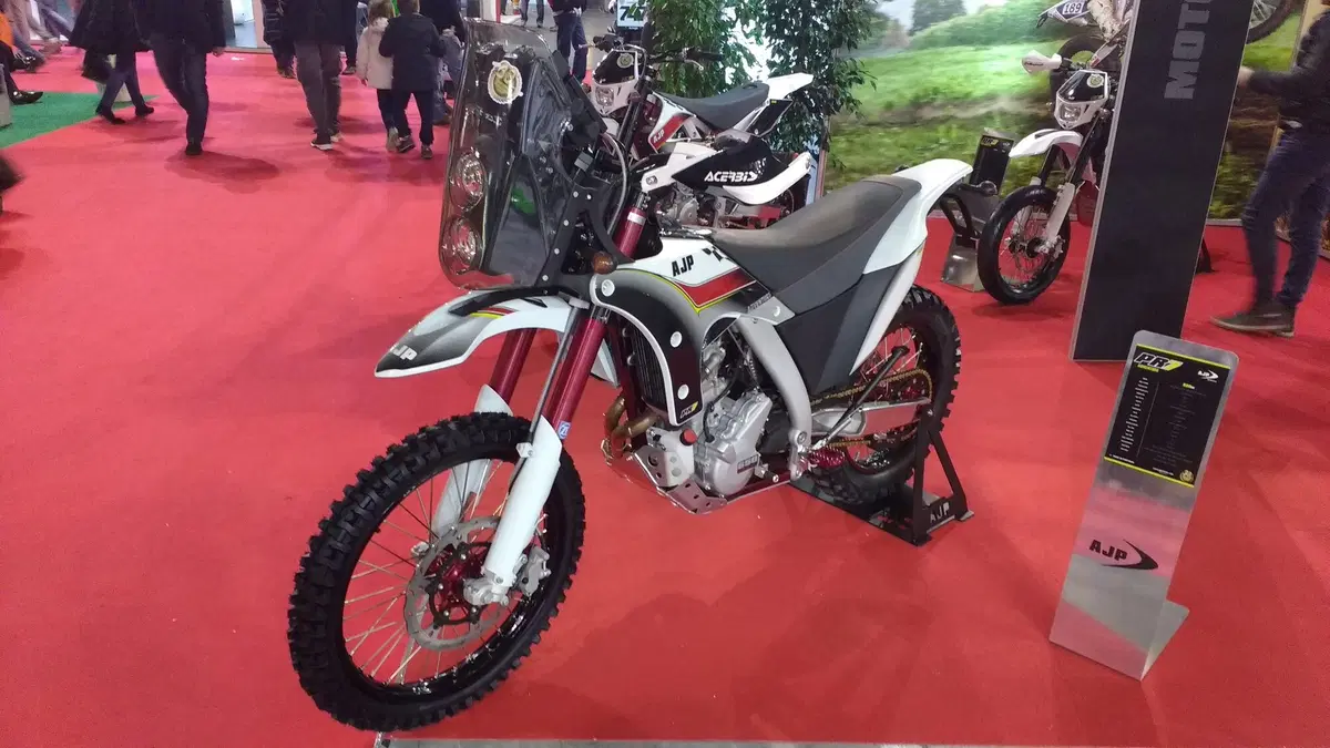 AJP a EICMA 2017 con la PR7 Extreme [VIDEO] (5)