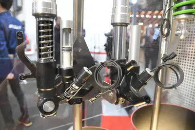 EICMA 2017: Showa EERA