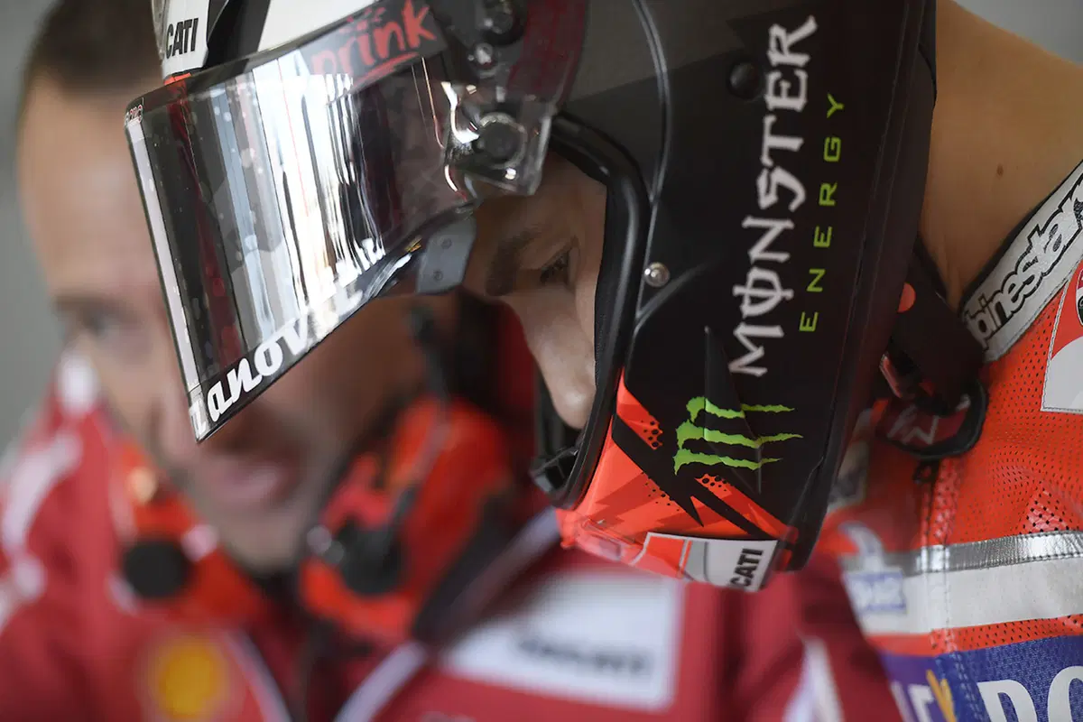 Gallery MotoGP 2017. Le foto più belle del GP di Valencia (4)