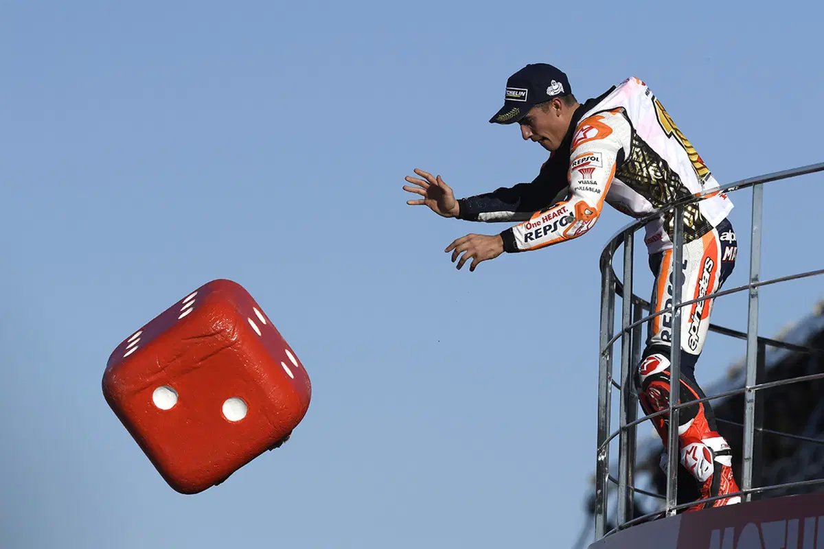 Gallery MotoGP 2017. Le foto più belle del GP di Valencia (23)