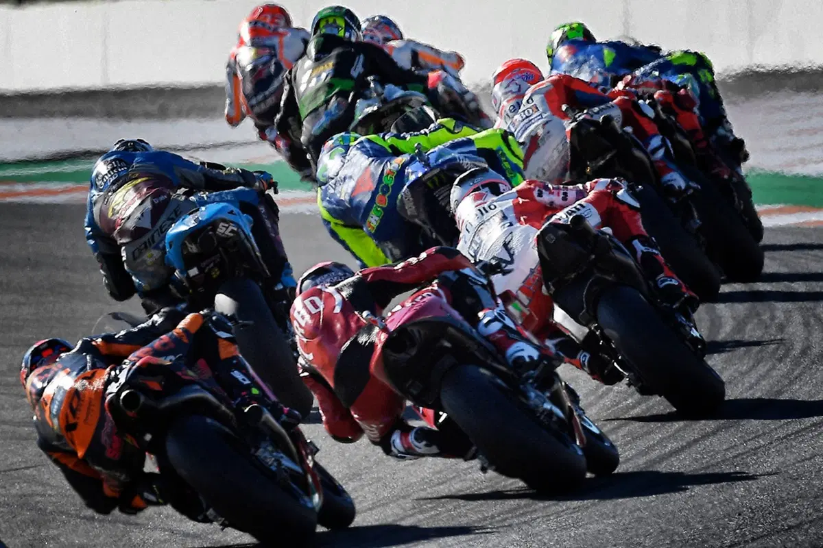 Gallery MotoGP 2017. Le foto più belle del GP di Valencia (34)