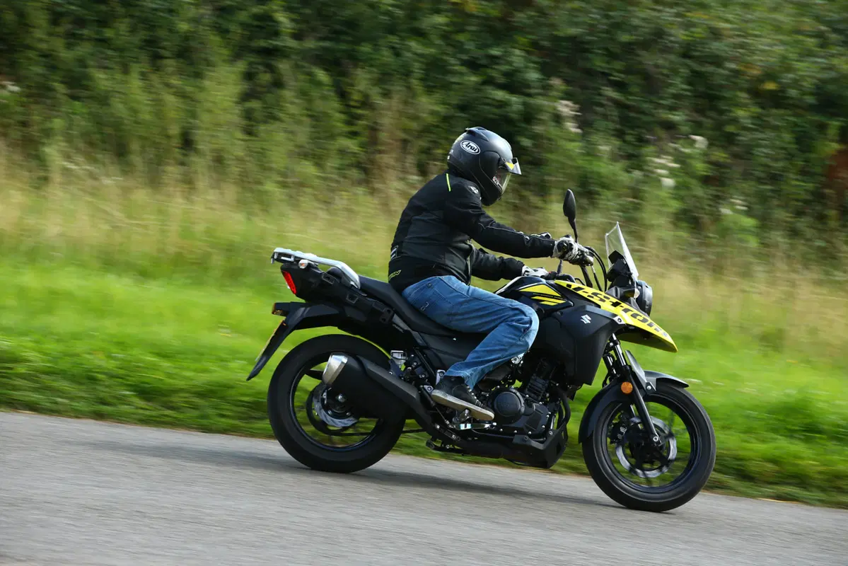 Suzuki V-Strom 250 (2)