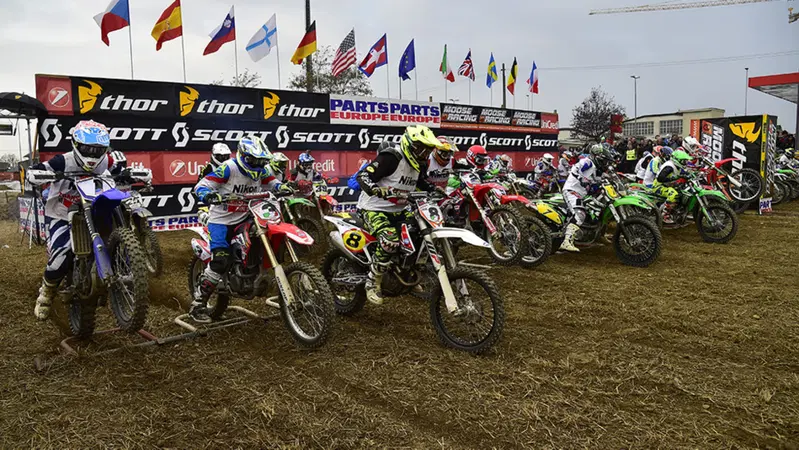 Motocross d&rsquo;epoca. Al via la mitica Transborgaro 2017
