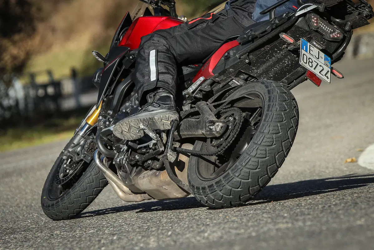 Test Anlas Winter Grip Plus: gomme invernali M+S per moto (7)