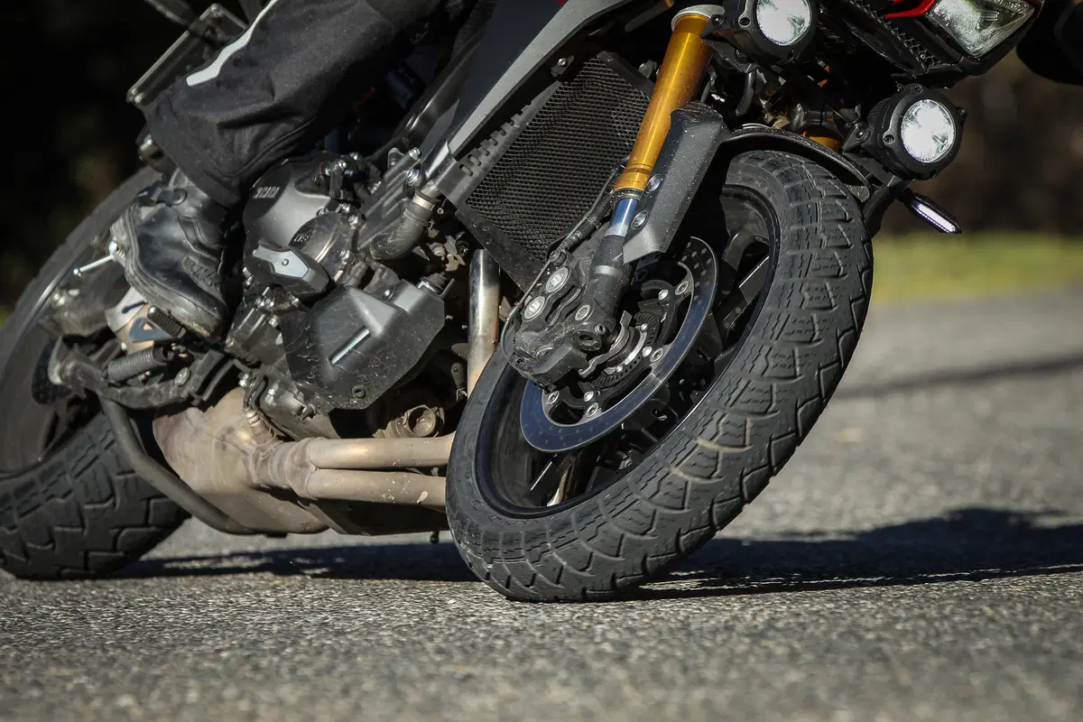 Test Anlas Winter Grip Plus: gomme invernali M+S per moto (2)