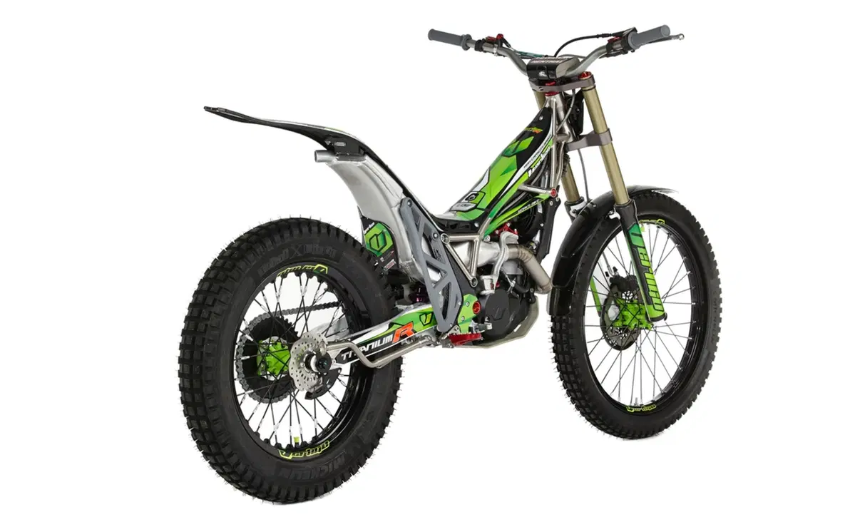 Vertigo Combat Titanium 250 Combat Titanium 250 (2018 - 20) (6)