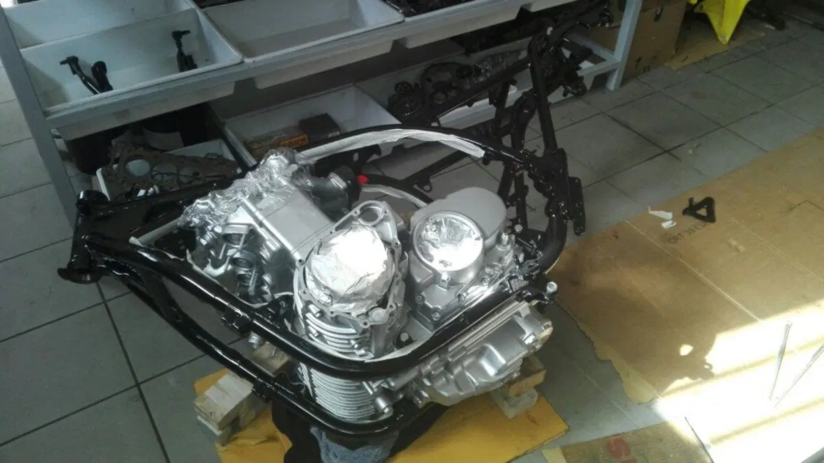Restaurando fai da te: Kawasaki Z1300, 1982, una passione che unisce (6)