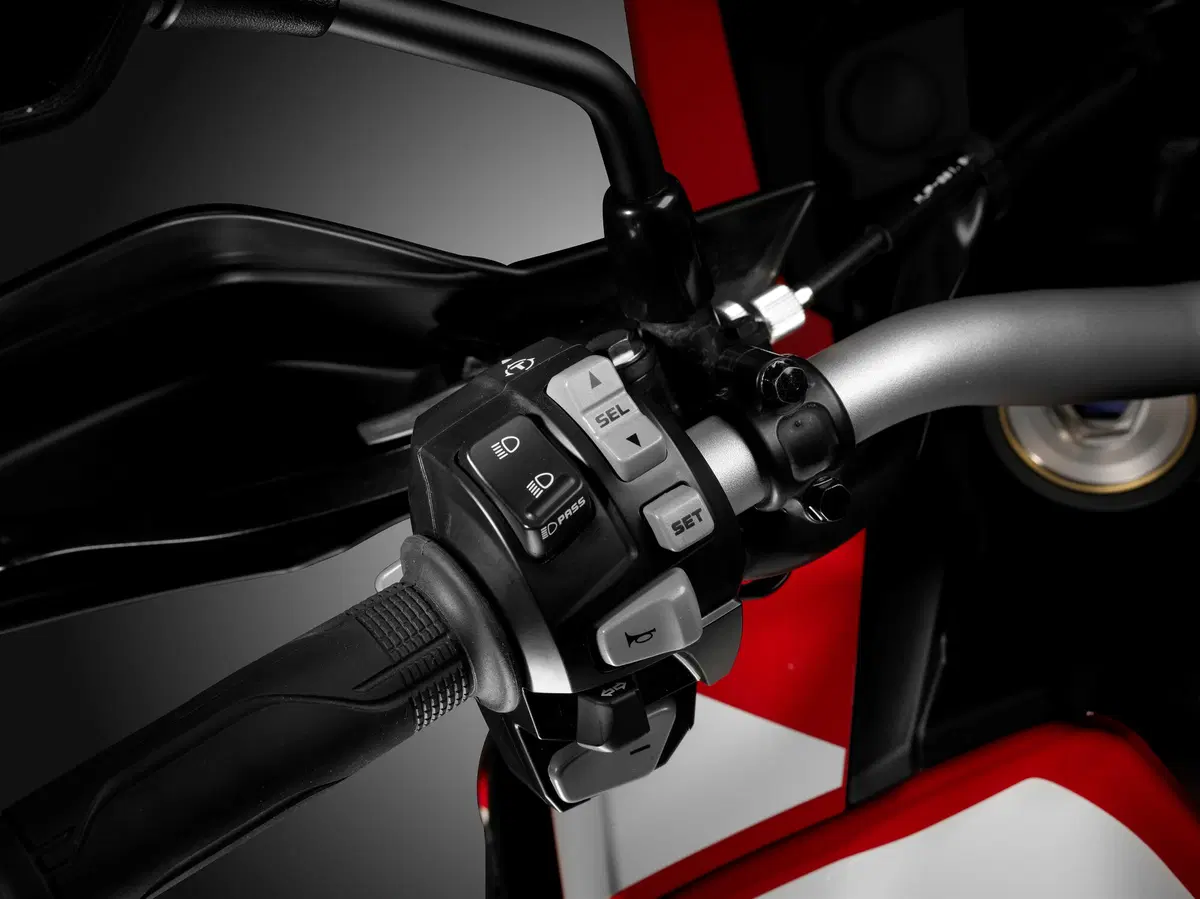 Honda CRF 1000L Africa Twin: tutti i dati (24)