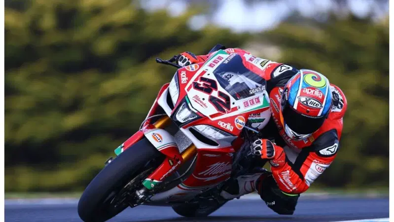Lorenzo Savadori: &ldquo;Con l'Aprilia SBK vogliamo tornare ai vertici"