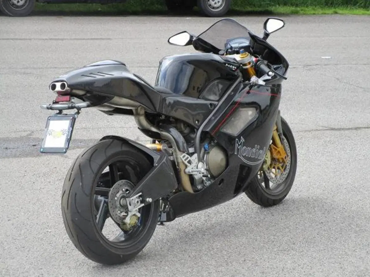 Mondial Piega 1000 (2004) (4)