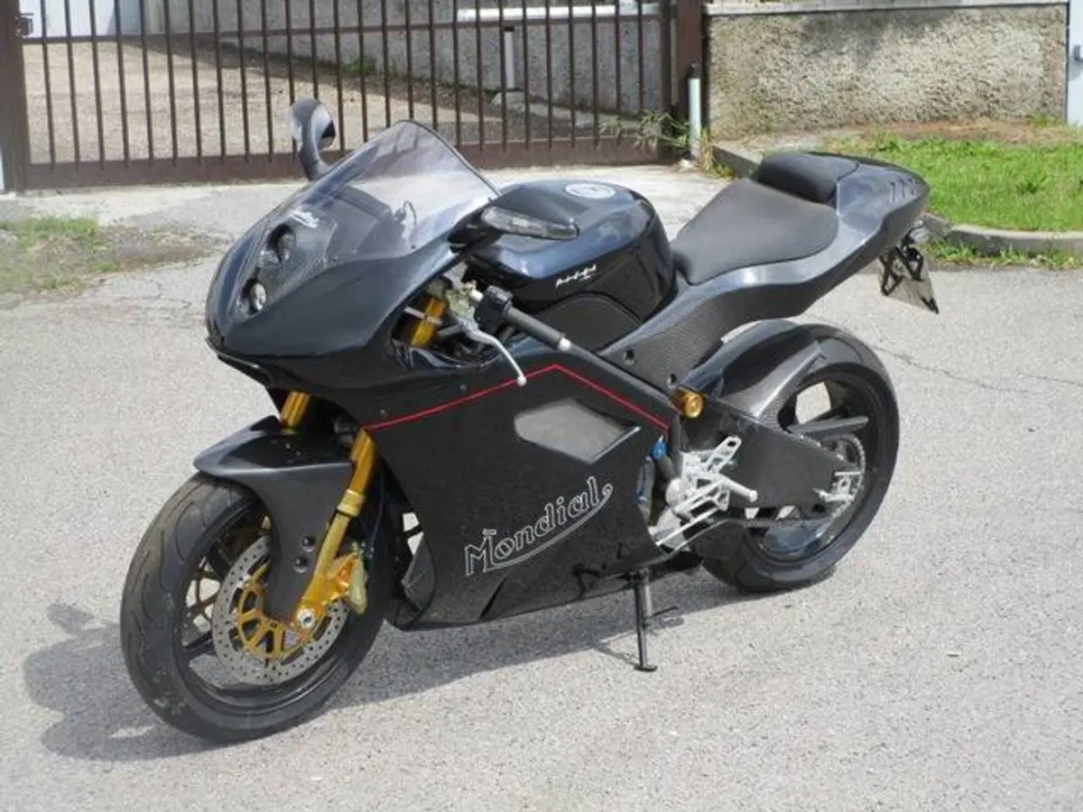Mondial Piega 1000 (2004) (3)