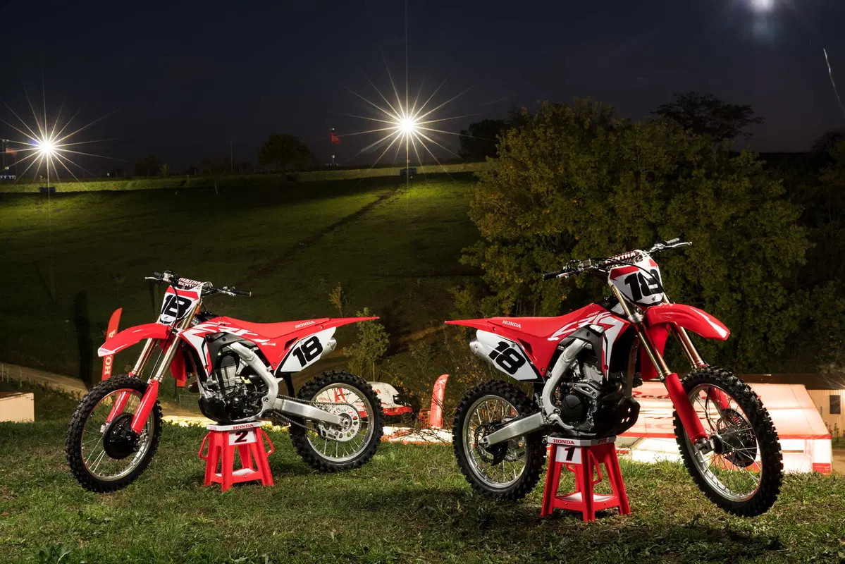 Honda CRF250R 2018 TEST: allungo da holeshot (12)